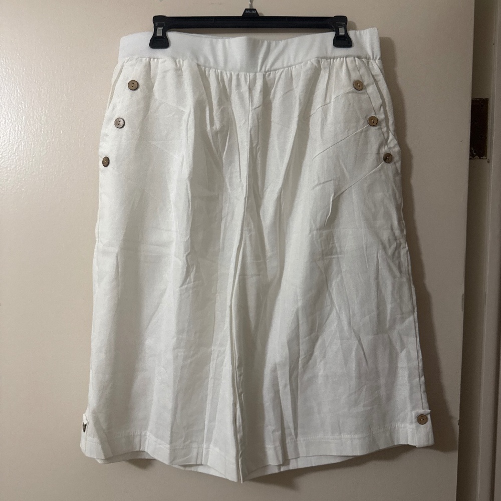 NWT Linen Shorts